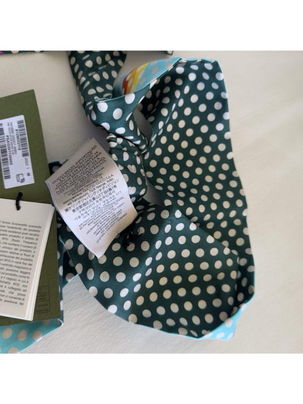 NWT GUCCI Polka Dot Headband 100% Authentic Silk Sz M - Picture 8 of 8